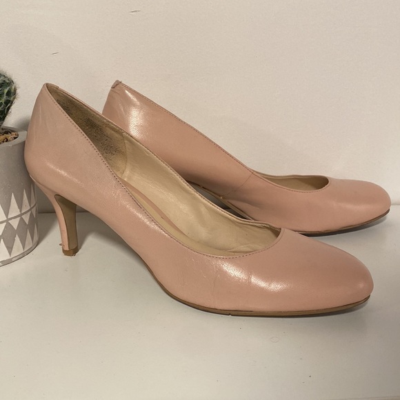 Nine West Low Pumps - Picture 8 of 8